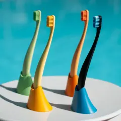 COLORED Renkli 3'lü Diş Fırçası